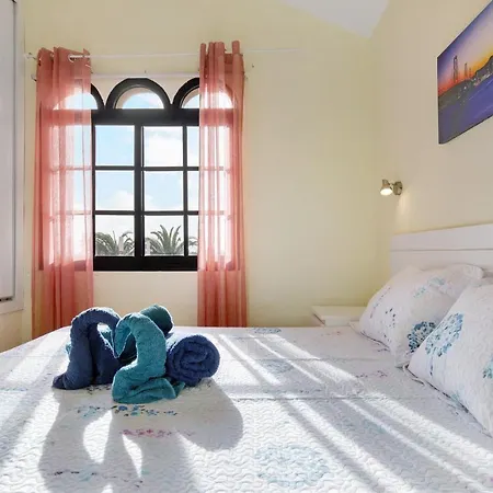 Duplex En Costa Calma-fuerteventura بيت للعطل
